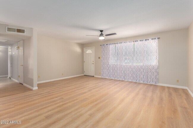 Foto del edificio - 3945 S Beck Ave