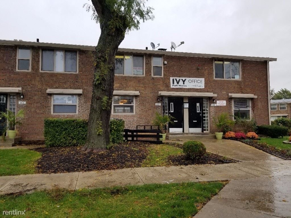 Foto principal - 9117 S Stewart Ave