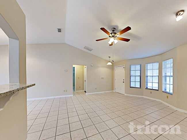 Building Photo - 2543 Hendricks Terrace