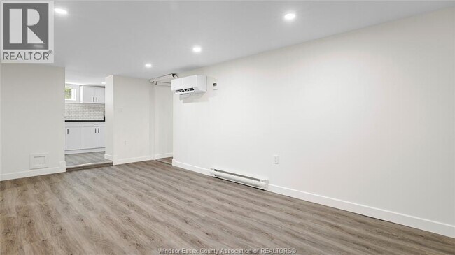 Building Photo - 2605 Seminole St