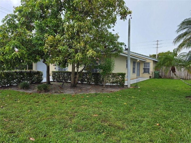 Building Photo - 1340 SW 122nd Way