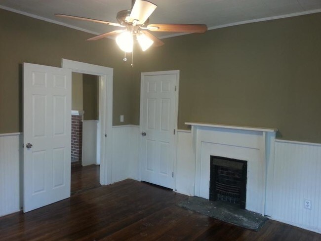 Building Photo - 260 3rd Street