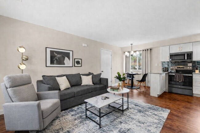 Foto del edificio - 18447 Sharon Ln