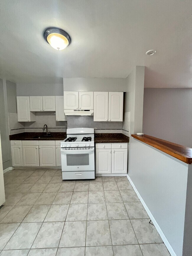 343 Princeton Ave 2 - 335 Princeton Ave