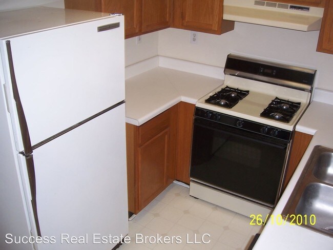 Building Photo - 158 Aztec Way SE
