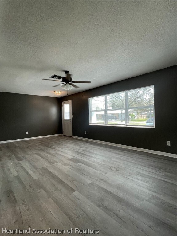 Foto del edificio - 505 Presley Blvd