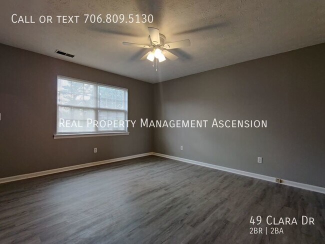 Building Photo - Just Right! Ringgold 2 Bed 1.5 Bath