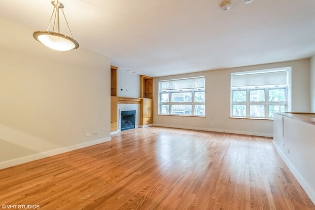 Foto del edificio - 7209 N Oakley Ave