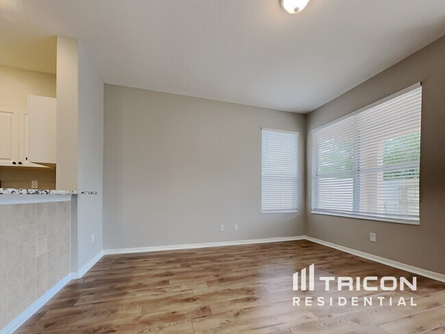 Building Photo - 10337 Avelar Ridge Dr
