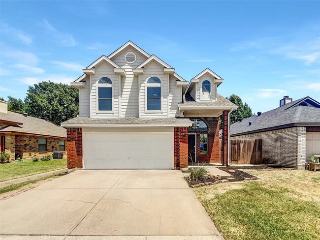 Building Photo - 6808 Driffield Cir E