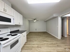 Building Photo - 27033-27024 24 Ave