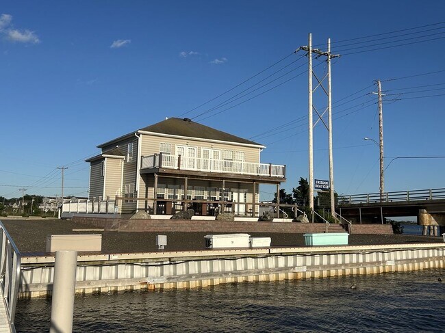 Foto del edificio - 95 Mays Landing Rd
