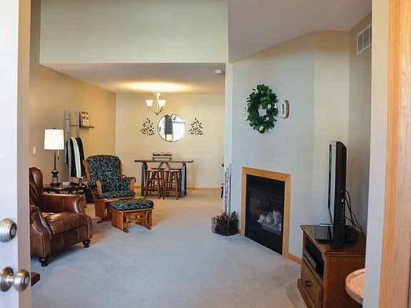 Foto del edificio - 20613 Fenston Ave N