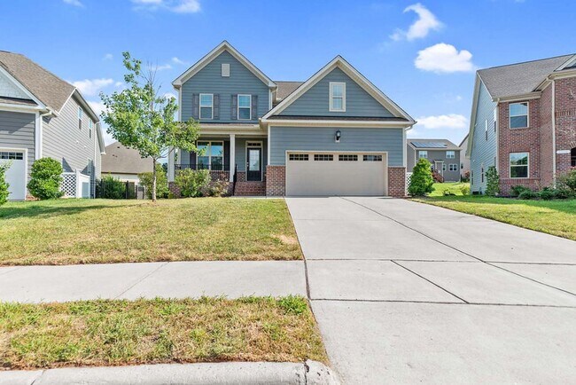 Foto del edificio - Gorgeous 4 Bedroom Home in Kitt's Creek Ne...