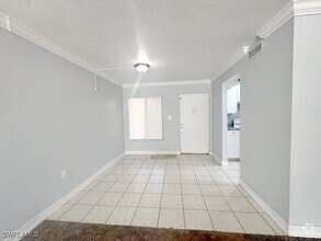 Building Photo - 1830 Maravilla Ave
