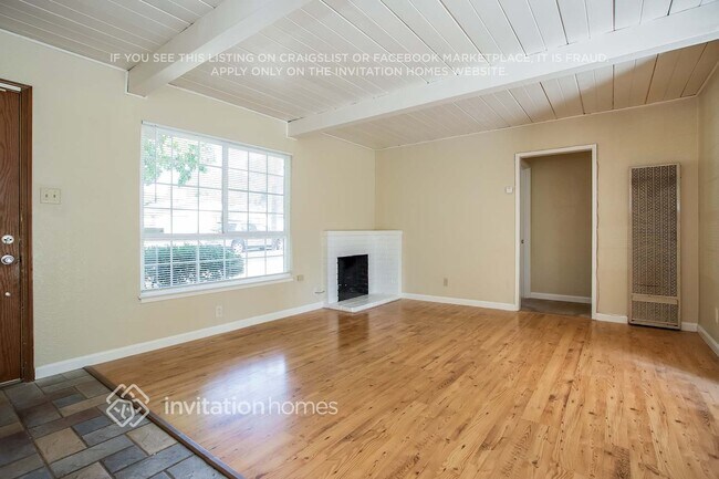 Foto del edificio - 2816 Glenside Dr