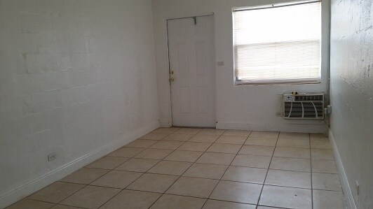 Foto del edificio - 419 SW 2nd Ave
