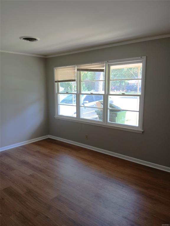 Foto del edificio - 3215 Fairfax Rd