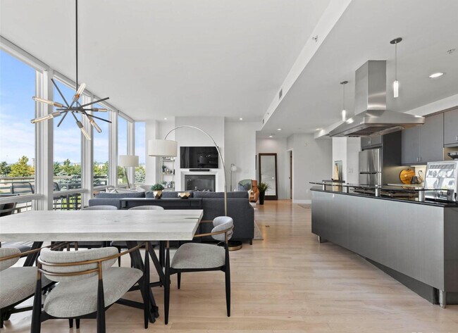 Foto del edificio - 1401 Delgany St