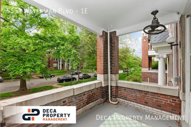 Foto del edificio - 5553 Waterman Blvd