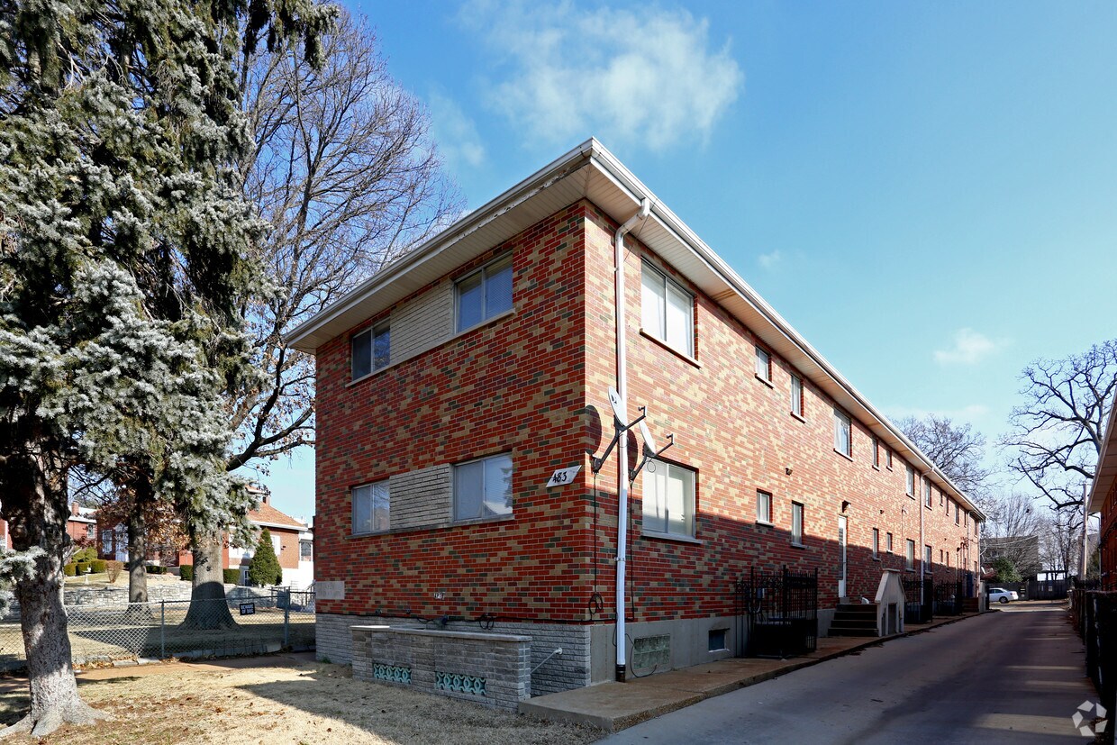 Foto del edificio - 4838 S Broadway