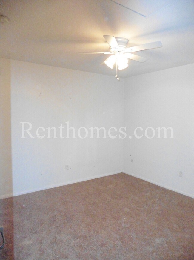 Foto del edificio - Mission Valley, 5999 Rancho Mission Rd #20...