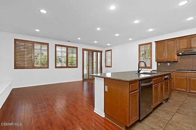 Building Photo - 193 Via Felicia