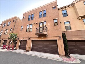 Building Photo - 58 S 5th St