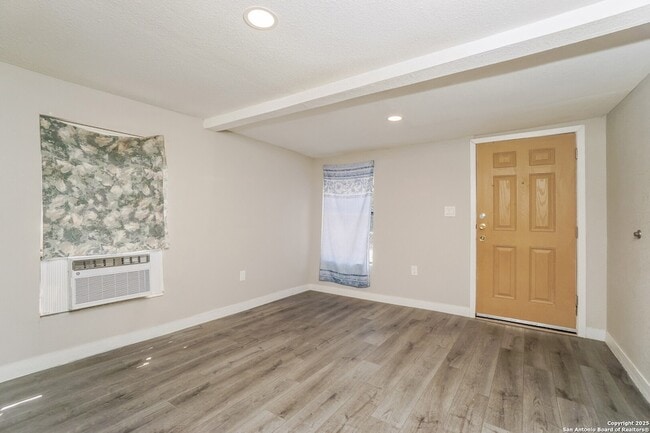 Foto del edificio - 1819 San Carlos St