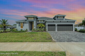 Building Photo - 1140 Aranceto Cir
