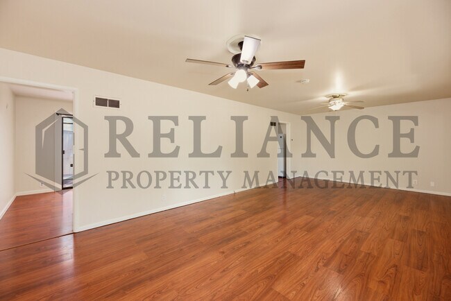Foto del edificio - 321 SE 10th St