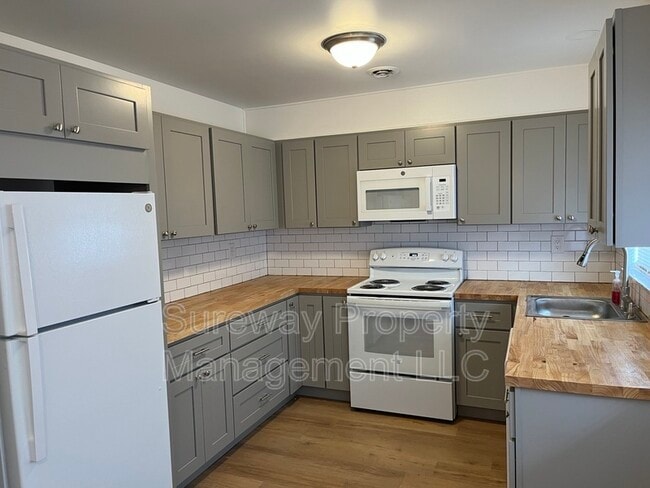 Building Photo - 134A Buckingham Dr