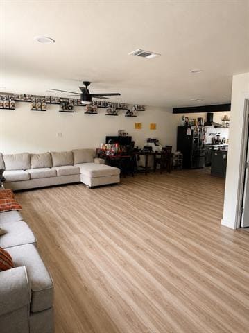 Building Photo - 2122 Riviera Dr
