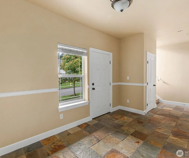 Foto del edificio - Rent: $2600 - 2 bed Condo