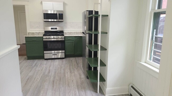 Building Photo - 29 N Bridge St