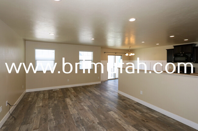 Foto del edificio - 14547 S Edgemere Dr