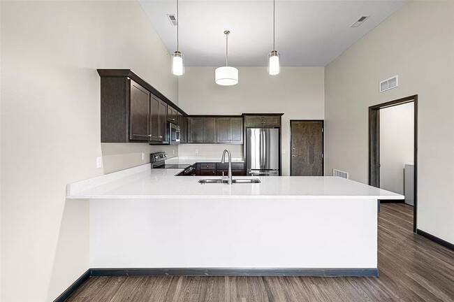 Building Photo - 2871 Spring Rose Cir