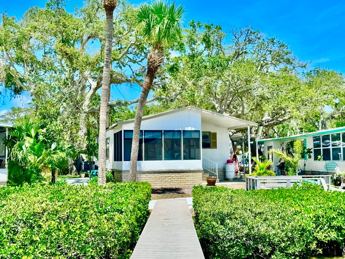 Photo - 15010-15113 113th Ave N (Largo, FL)