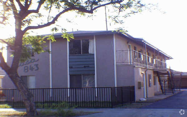 Primary Photo - 843 N Angeleno Ave