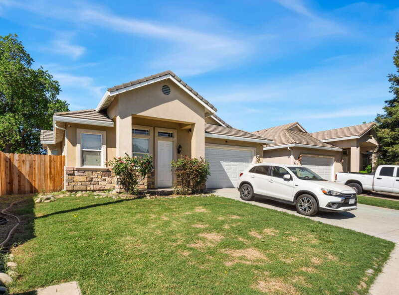 Photo - 2621 Mysin Way