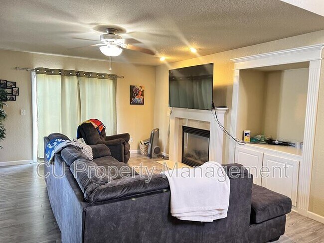 Foto del edificio - 3904 Summer Sage Ct