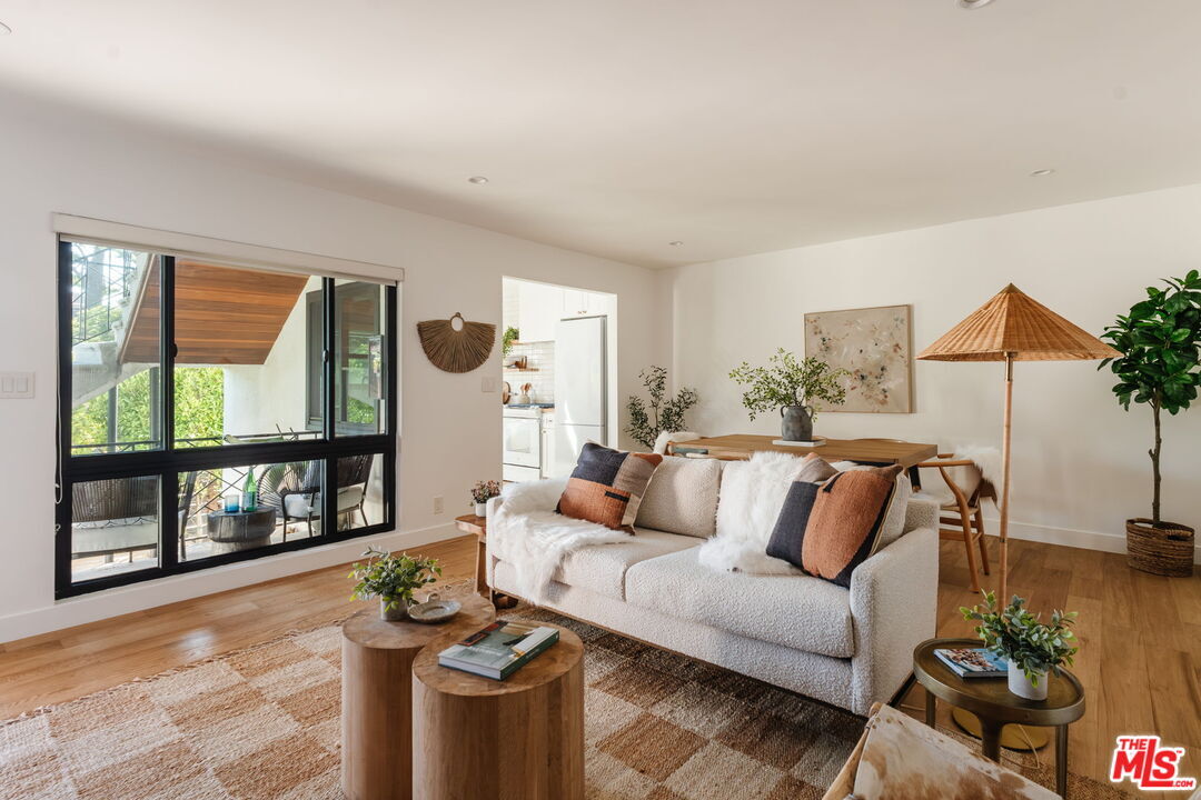 Primary Photo - 1943 12th St