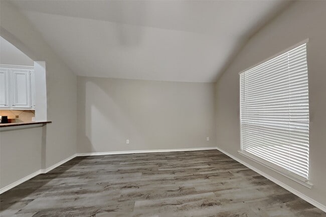 Foto del edificio - 25810 Palmdale Estate Dr