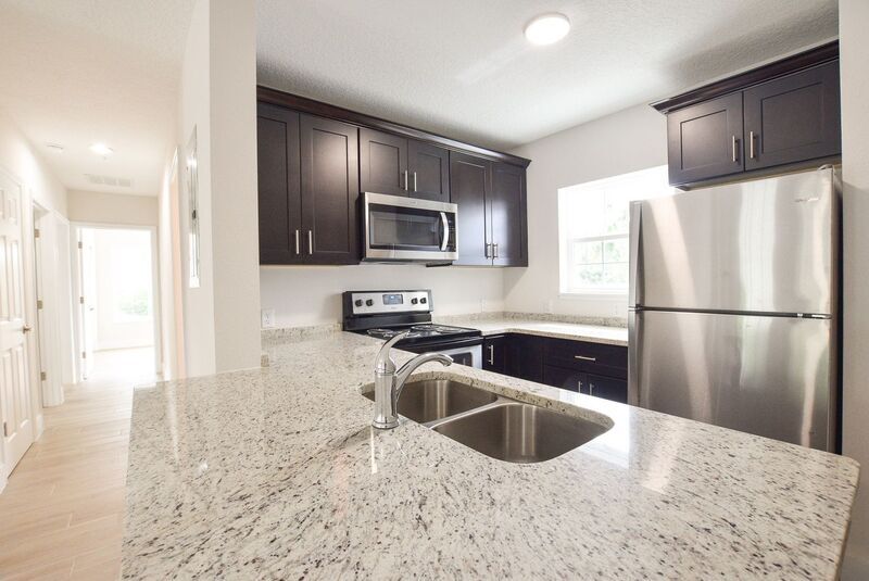 5520 Lake Underhill Rd Unit 301, Orlando, FL 32807 Condo for Rent in