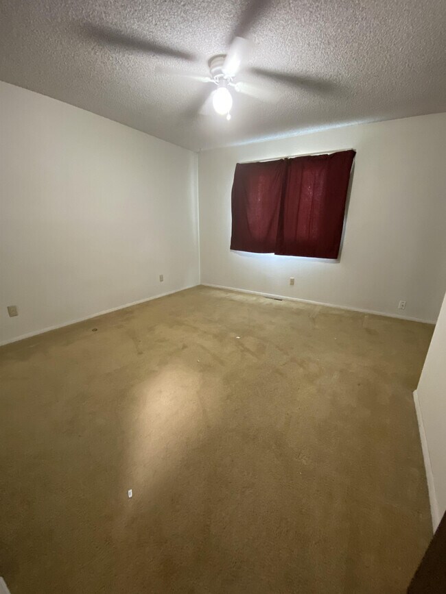 Foto del edificio - 1283 N 18th St