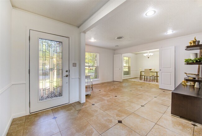 Foto del edificio - 1107 Blue Willow Dr