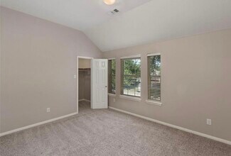 Building Photo - 10115 Cottonwood Canyon Dr