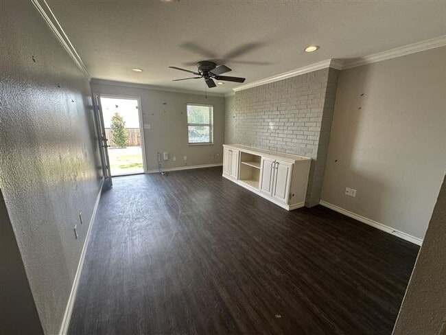 Foto del edificio - 8320 Cambridge Rd