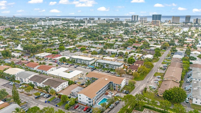 Foto del edificio - 1021 NE 24th Ave