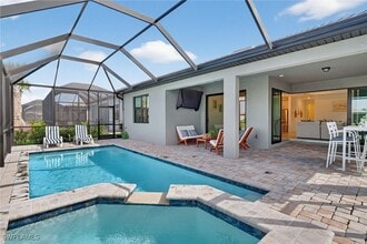 Building Photo - 1953 Fresno Ave